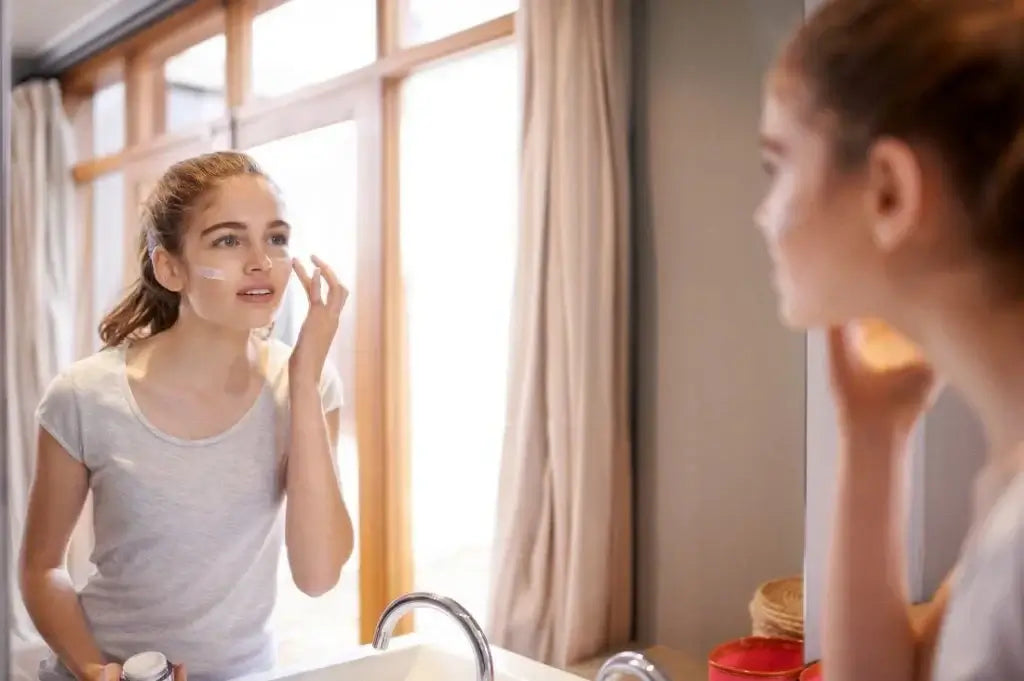 5 Sai Lầm "Chết Người" Khi Dùng Kem Chống Nắng Che Khuyết Điểm: Cẩm Nang Từ A Đến Z Để Da Luôn Khỏe Đẹp